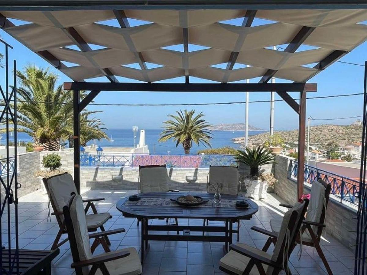 Blue & White Maisonette Over The Sea Near Sounio スーニオ エクステリア 写真