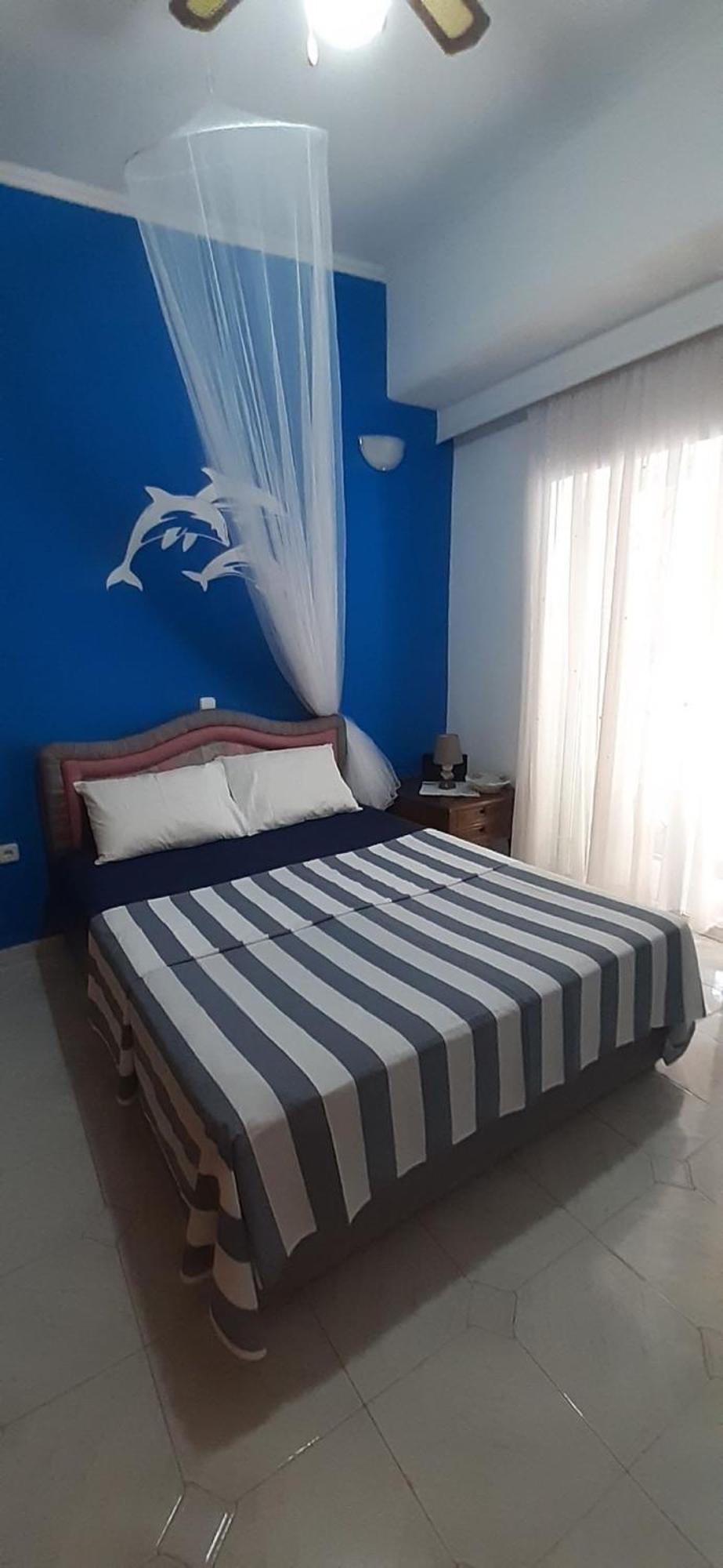 Blue & White Maisonette Over The Sea Near Sounio スーニオ エクステリア 写真